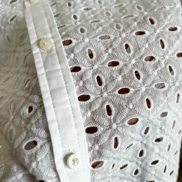 Tommy Hilfiger, White Eyelet Long Sleeve Button Front Top/Duster Dress. - Picture 6 of 9